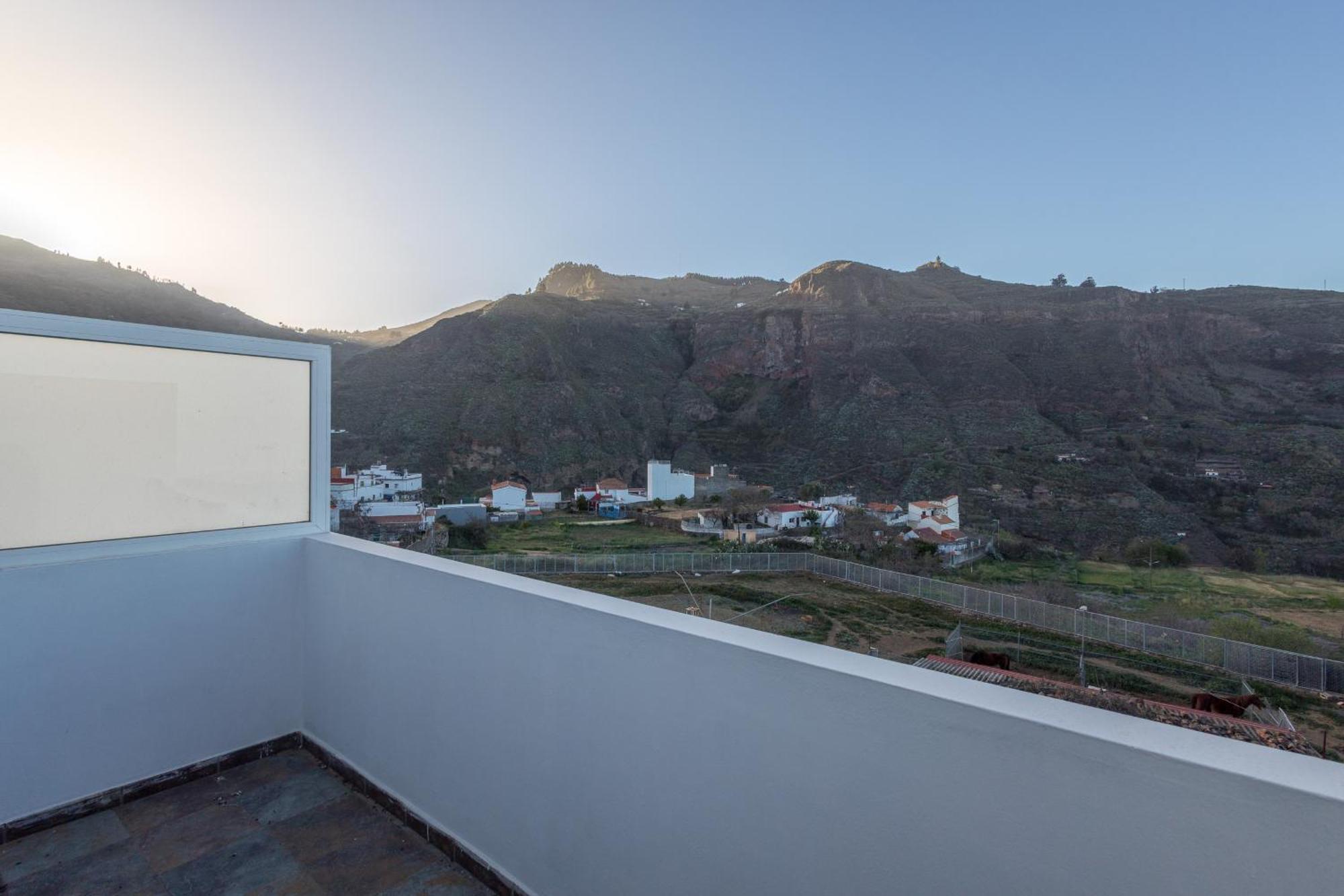 Balcon De La Mina Suites - Aircon And Terrace With Views Vega de San Mateo Exterior photo